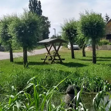 Prázdninový dům Good - House By The Pond