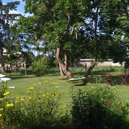 Prázdninový dům Good - House By The Pond